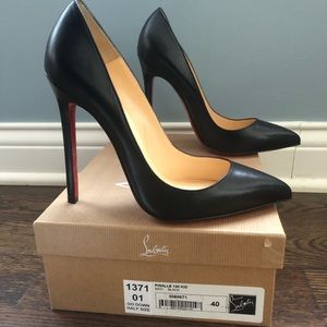 CHRISTIAN LOUBOUTIN PIGALLE